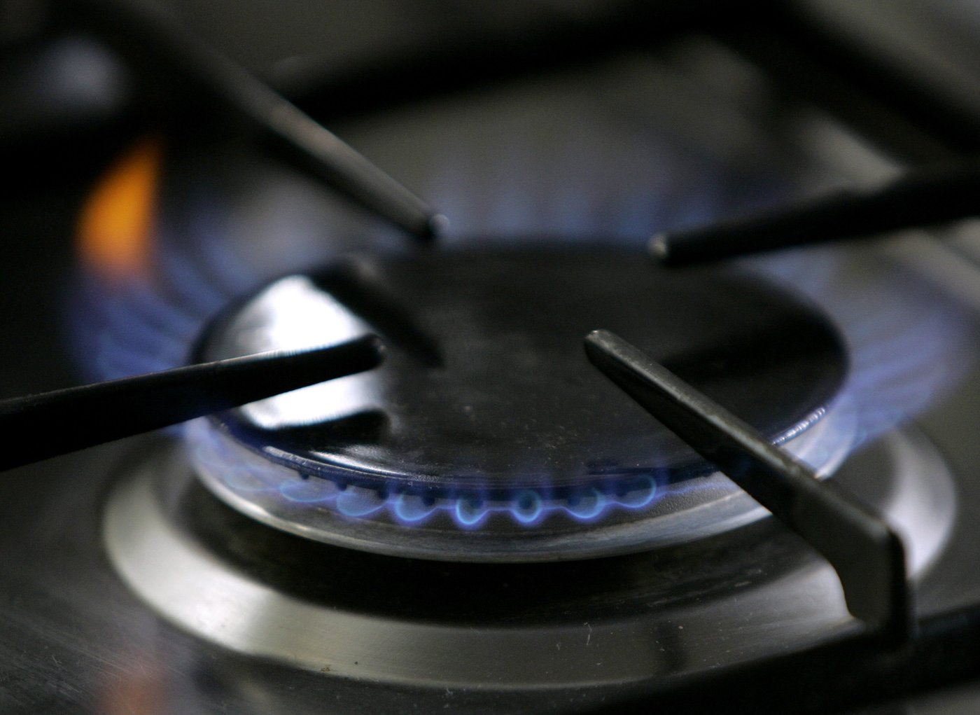 Time to ditch your gas stove for health reasons? The answer is ‘murky