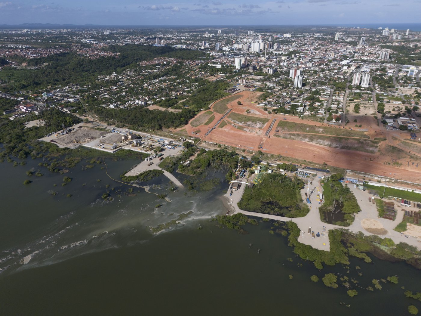 Petrochemical giant’s salt mine ruptures in northeastern Brazil ...