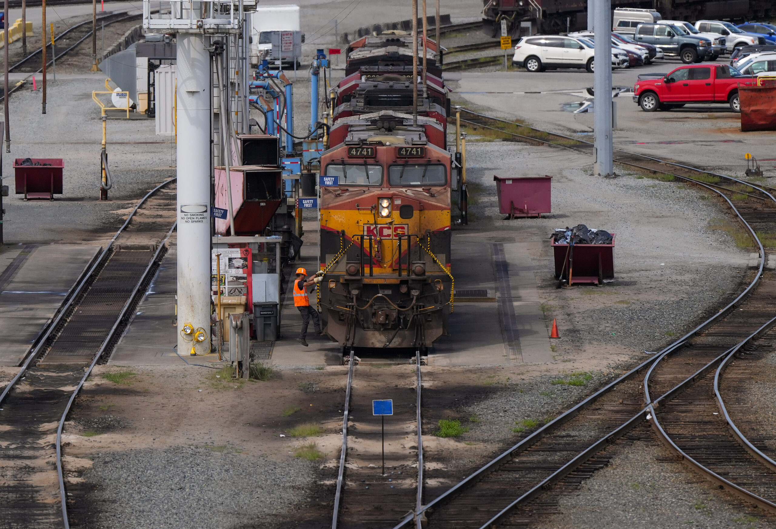 The latest developments in the lockout at Canada’s two biggest railways ...