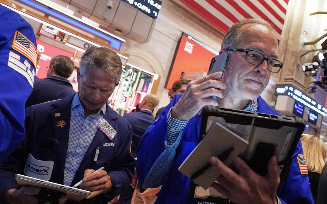 AI stocks keep falling, while oil prices keep climbing