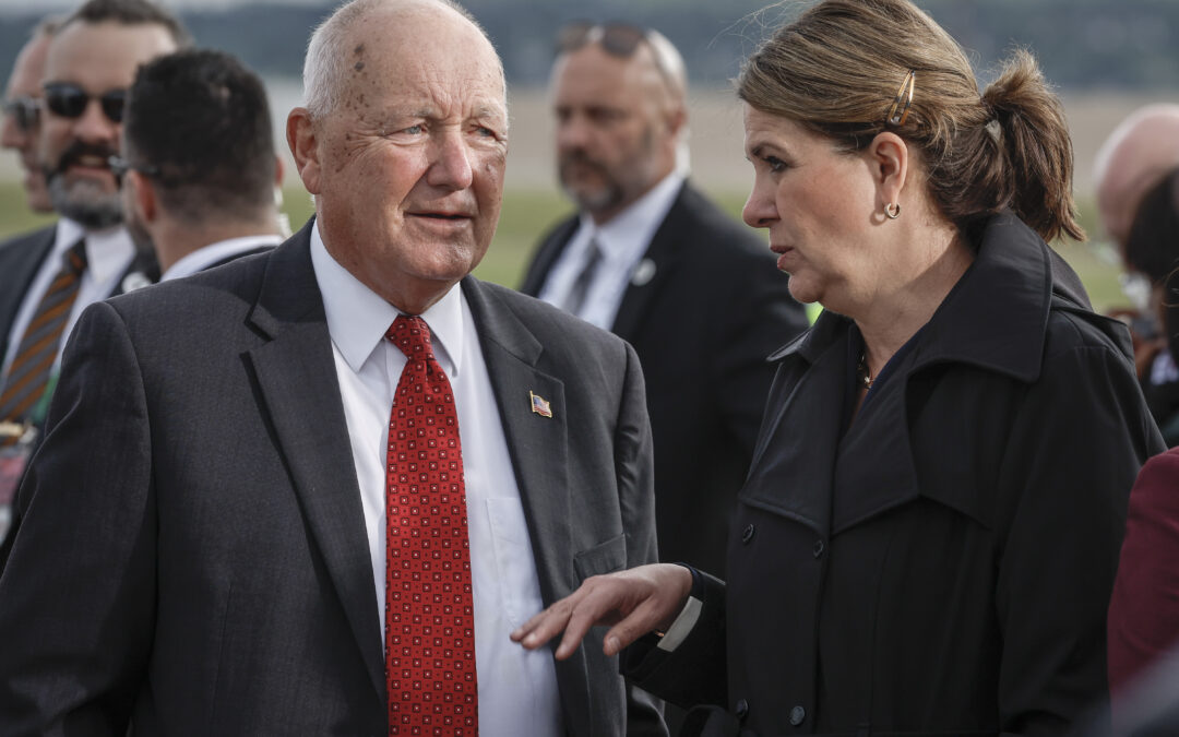 Alberta, Saskatchewan make compelling case for supplying U.S. with oil: Hoekstra