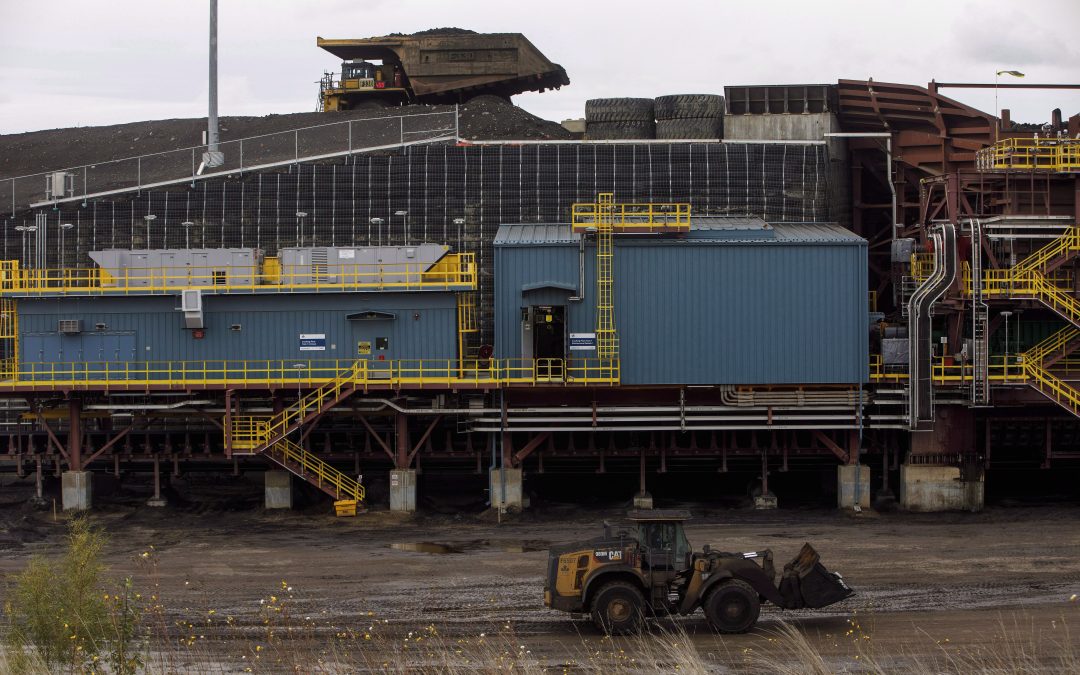 Another oilsands boom? Smith, Carney say this time Canada will be ready